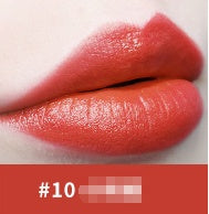 Moisturizing lipstick Moisturizing lipstick